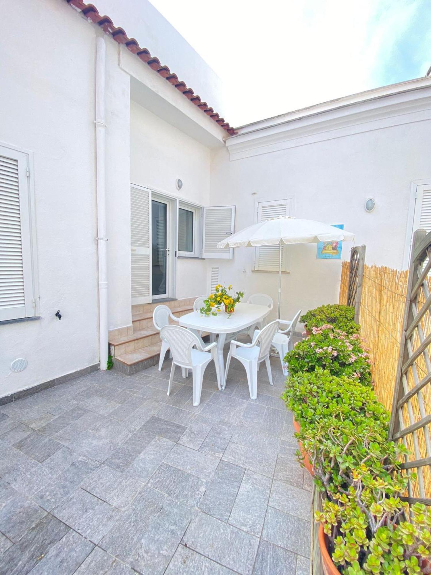 Euploia Apartment イスキア島 エクステリア 写真